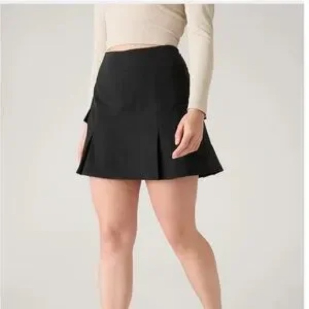 Athleta Endless Cargo Skort